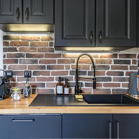 Appartement T2 - Vue Imprenable Sur La Cathedrale カンペール エクステリア 写真