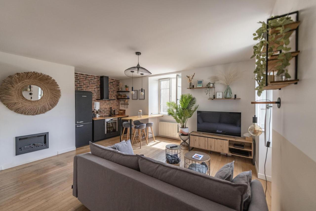 Appartement T2 - Vue Imprenable Sur La Cathedrale カンペール エクステリア 写真